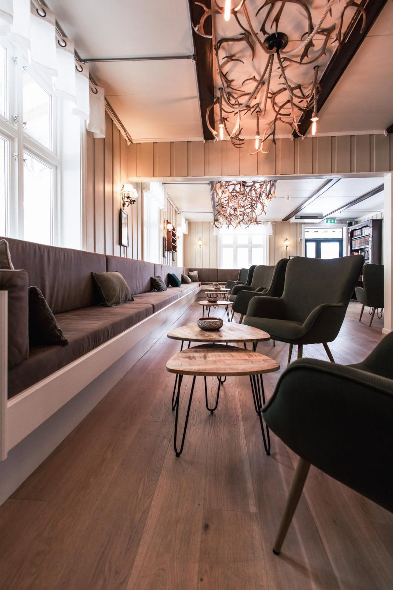 Heartbreak Hotel Nedre Heidal Buitenkant foto