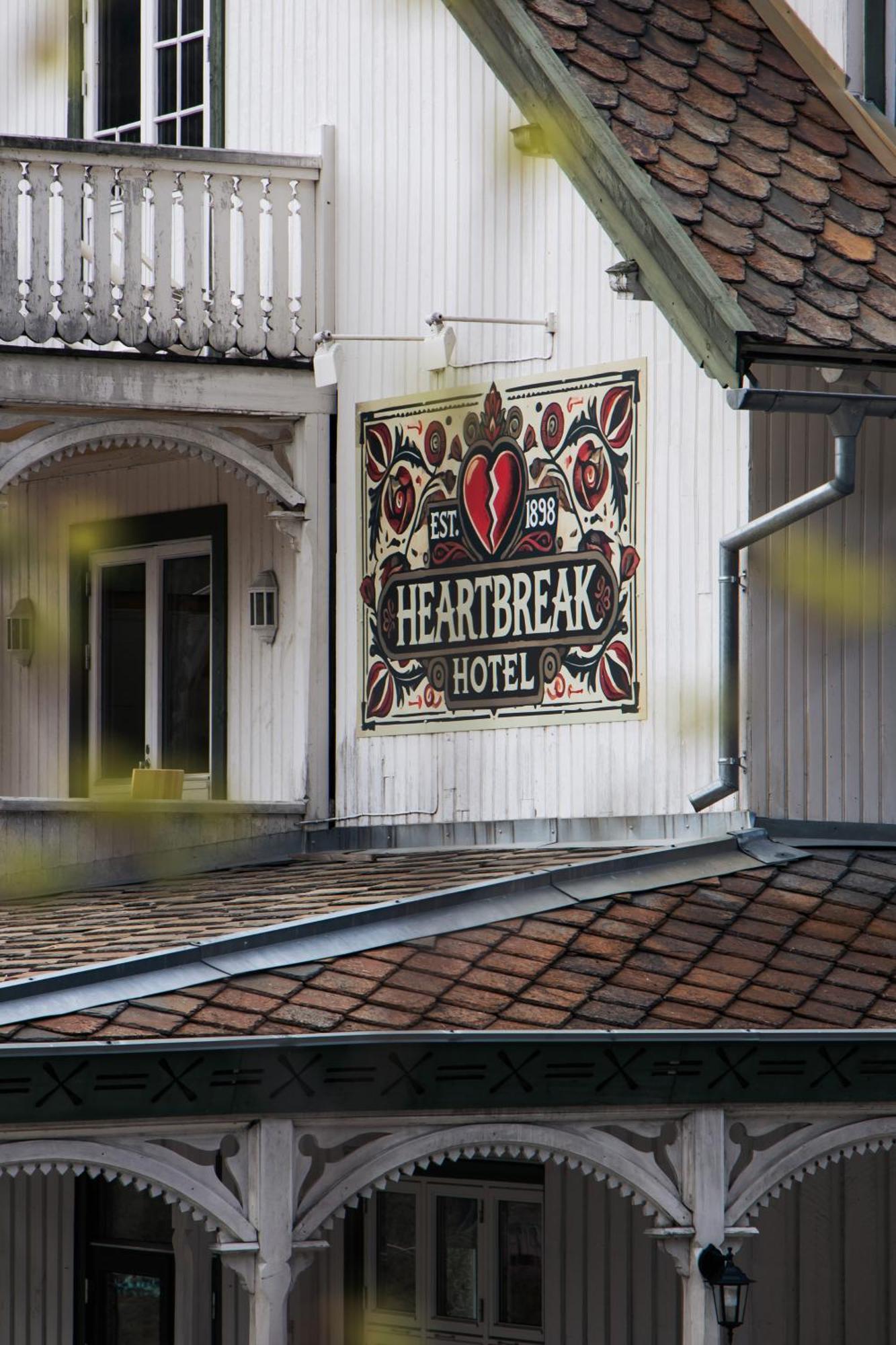 Heartbreak Hotel Nedre Heidal Buitenkant foto
